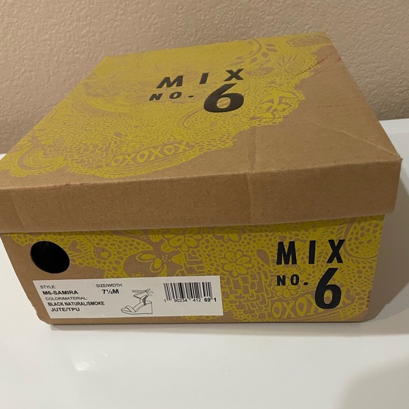 SAMIRA ESPADRILLE
WEDGE SANDAL 71/2 - Picture 5 of 5